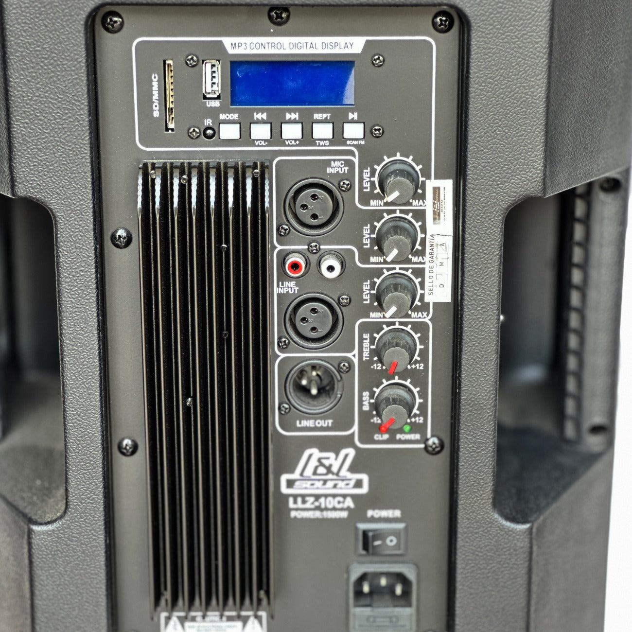 Cabina REF: LLZ 10CA marca L&L Sound de 1500watts