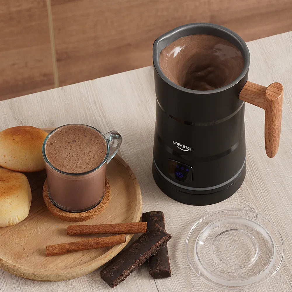 Chocolatera Eléctrica Rustik Black UNIVERSAL, 4 funciones. Jarra desmontable, capacidad para 2 tazas, prepara tus bebidas en barra o en polvo.