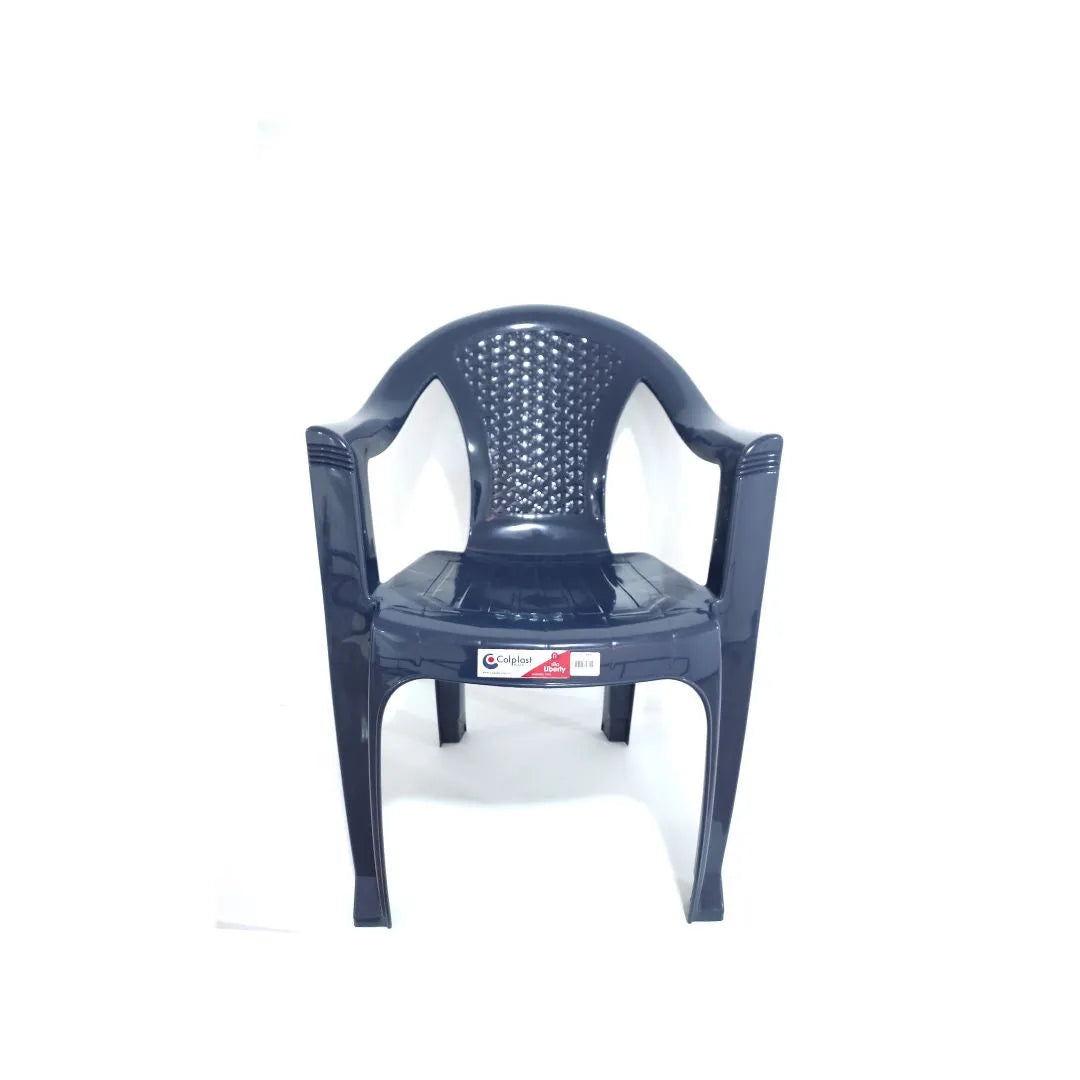 Silla Liberty con brazo de Colplast. - Pa´la house