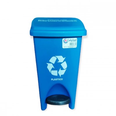 Papelera rectangular de pedal de 12 litros de Colplast. - Pa´la house