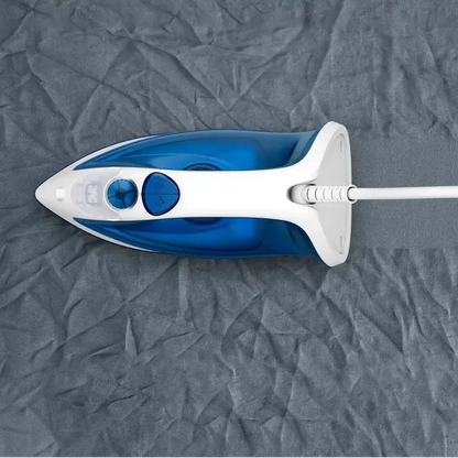 Plancha T-FAL Steam Essential con suela antiadherente y vapor continuo